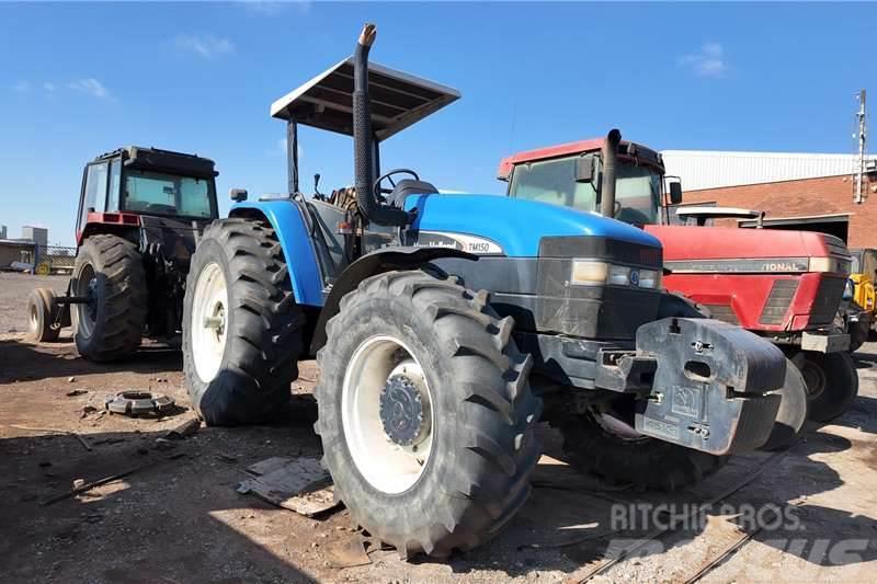 New Holland TM150Â TractorÂ Now stripping for spar Traktorit