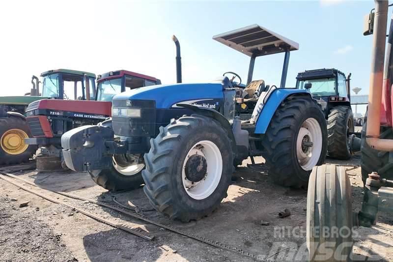 New Holland TM150Â TractorÂ Now stripping for spar Traktorit