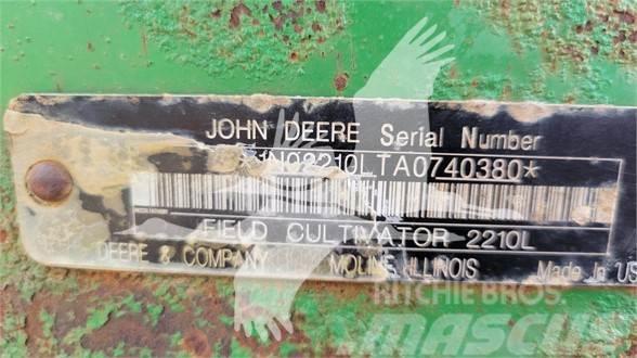 John Deere 2210 Kultivaattorit