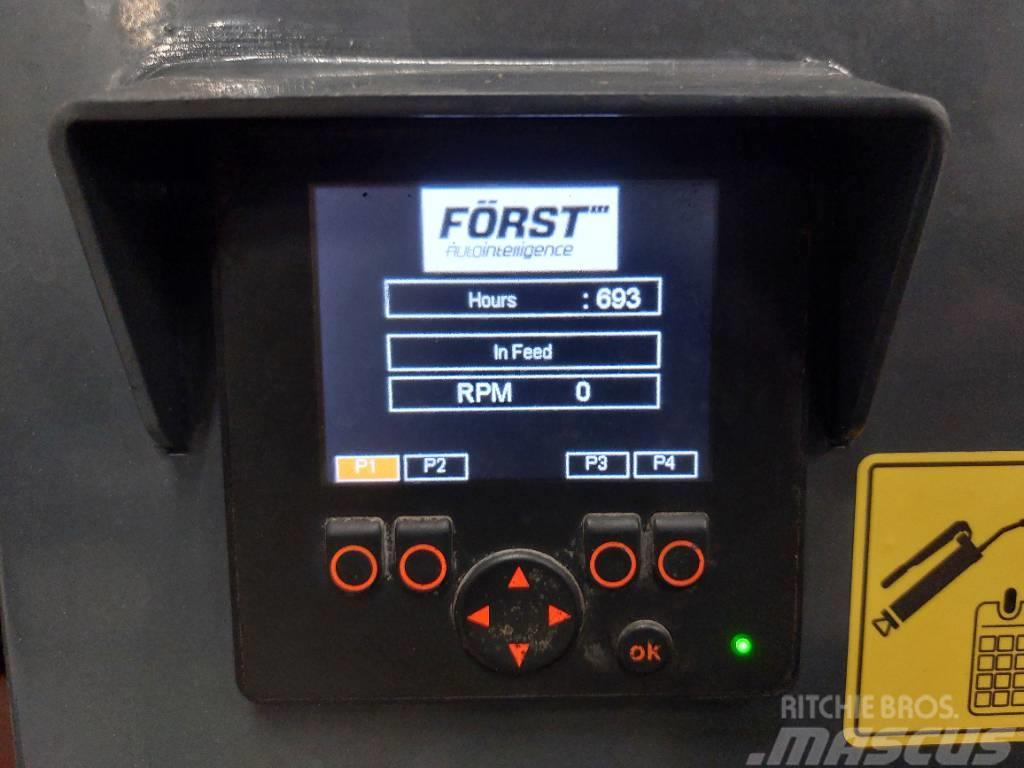 Forst ST8 | 2019 | 693 Hours Haketuskoneet
