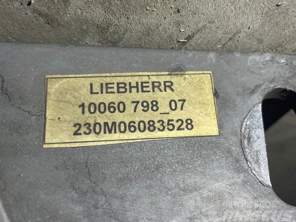 Liebherr A934C-10060798-Frame backside center/Einbau Rahmen Alusta ja jousitus