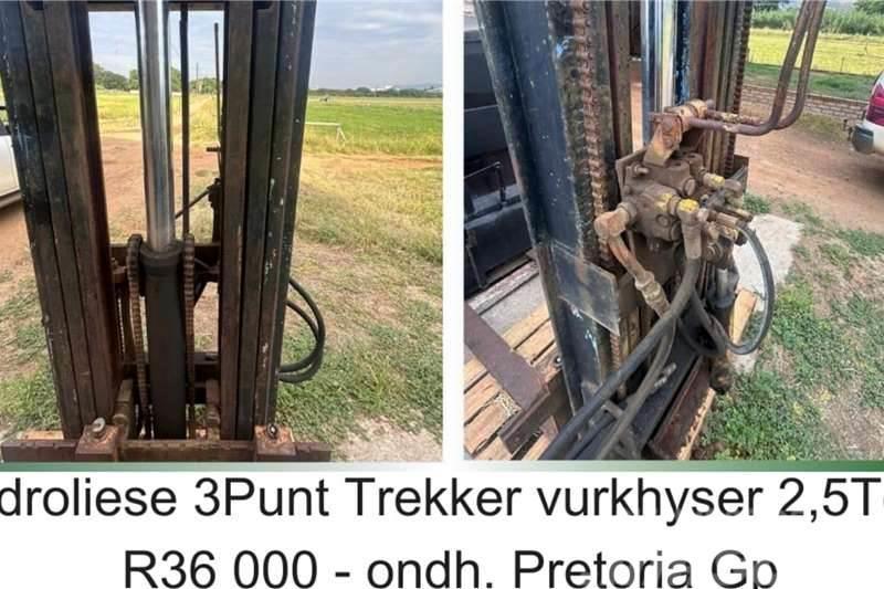  hydraulic 3 point tractor mount - 2.5 ton Muut haarukkatrukit