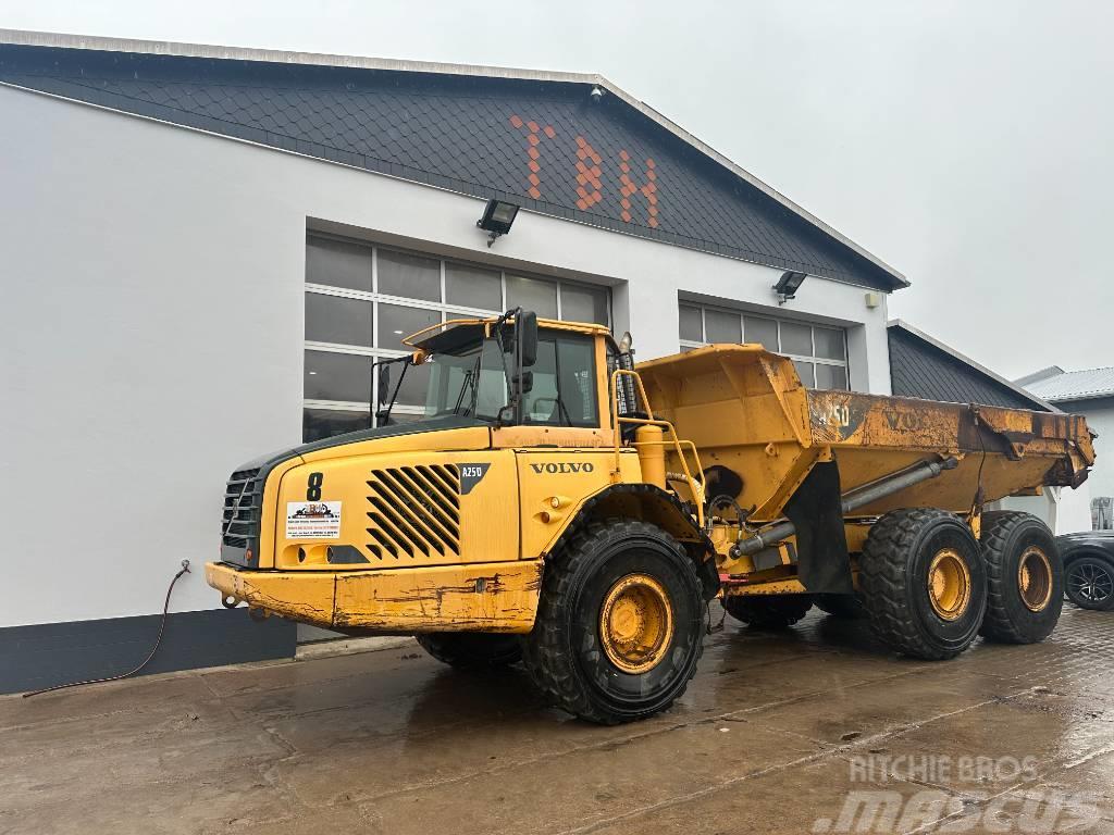 Volvo A 25 D Nr.8 Dumpperit