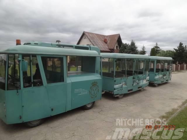  Cpil tourist train + 3 wagons Muut bussit