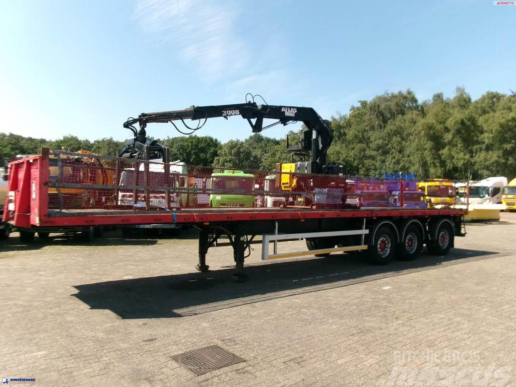 Fruehauf 3-axle platform trailer + Atlas 3008 crane Lava-kuorma-autot