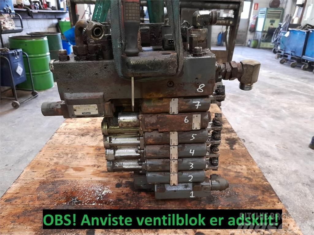 Fendt 818 Hydraulic lift valve Hydrauliikka