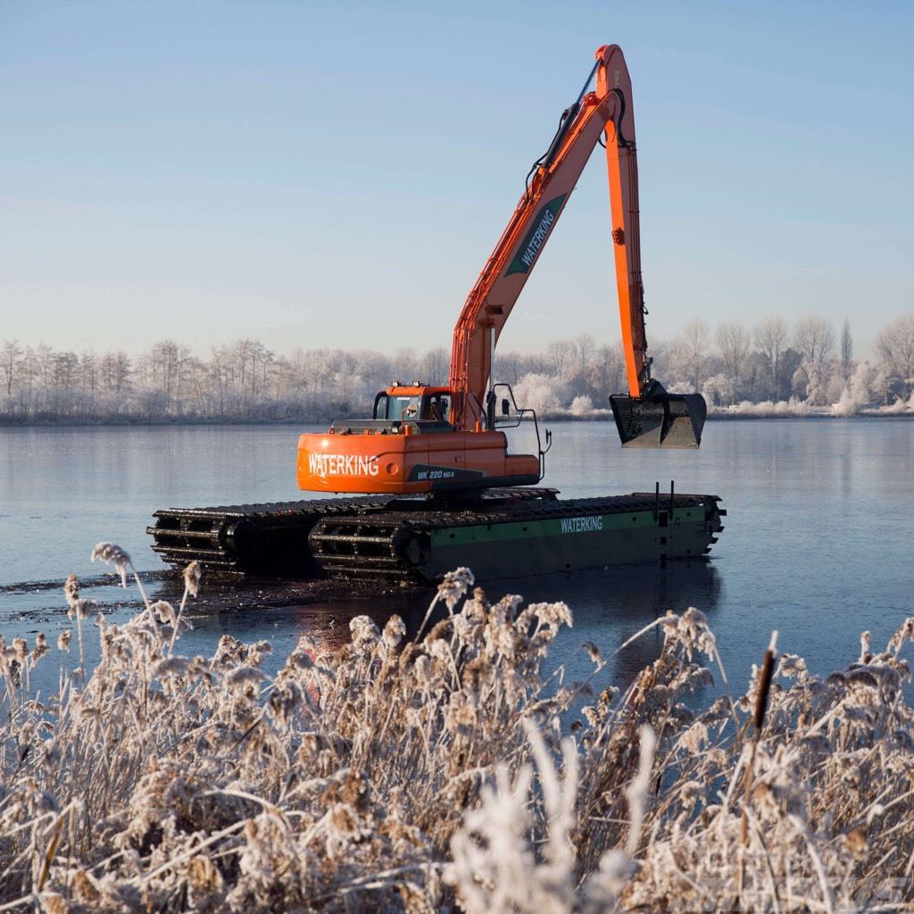 Waterking Range of amphibious excavators  2-22 ton Amfibio-kaivinkoneet
