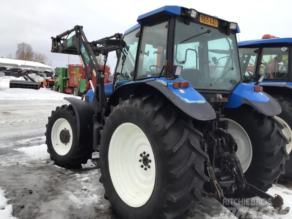 New Holland TM 115 Traktorit