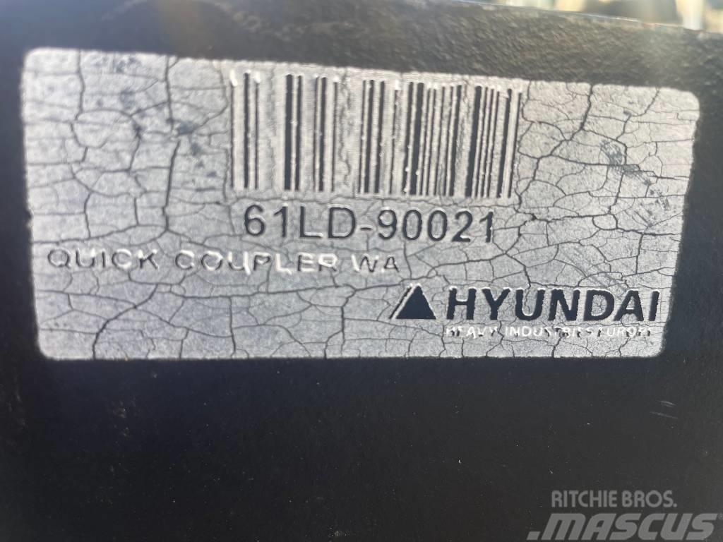 Hyundai Adapter HL757-7 to Volvo L50 - L120 Pikakytkimet