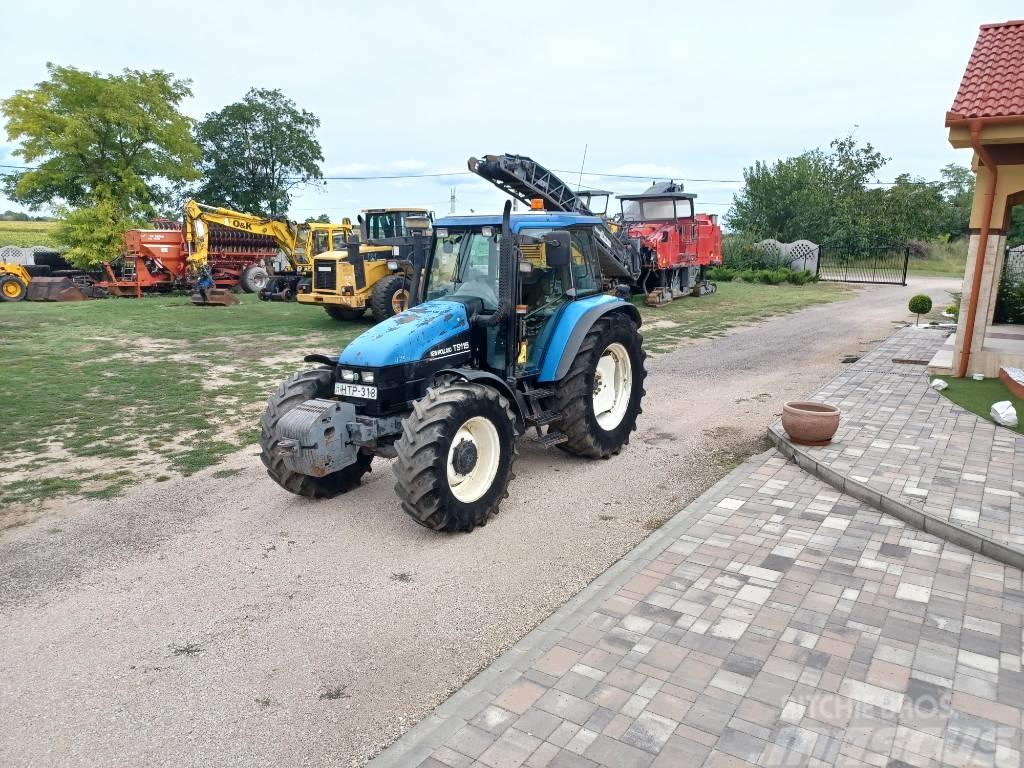 New Holland TS 115 Traktorit