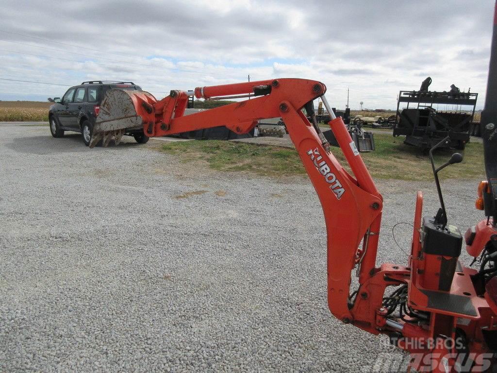 Kubota BX25D Kaivurikuormaajat