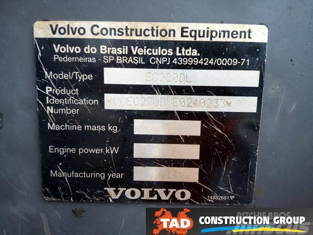 Volvo EC 220 DL Telakaivukoneet