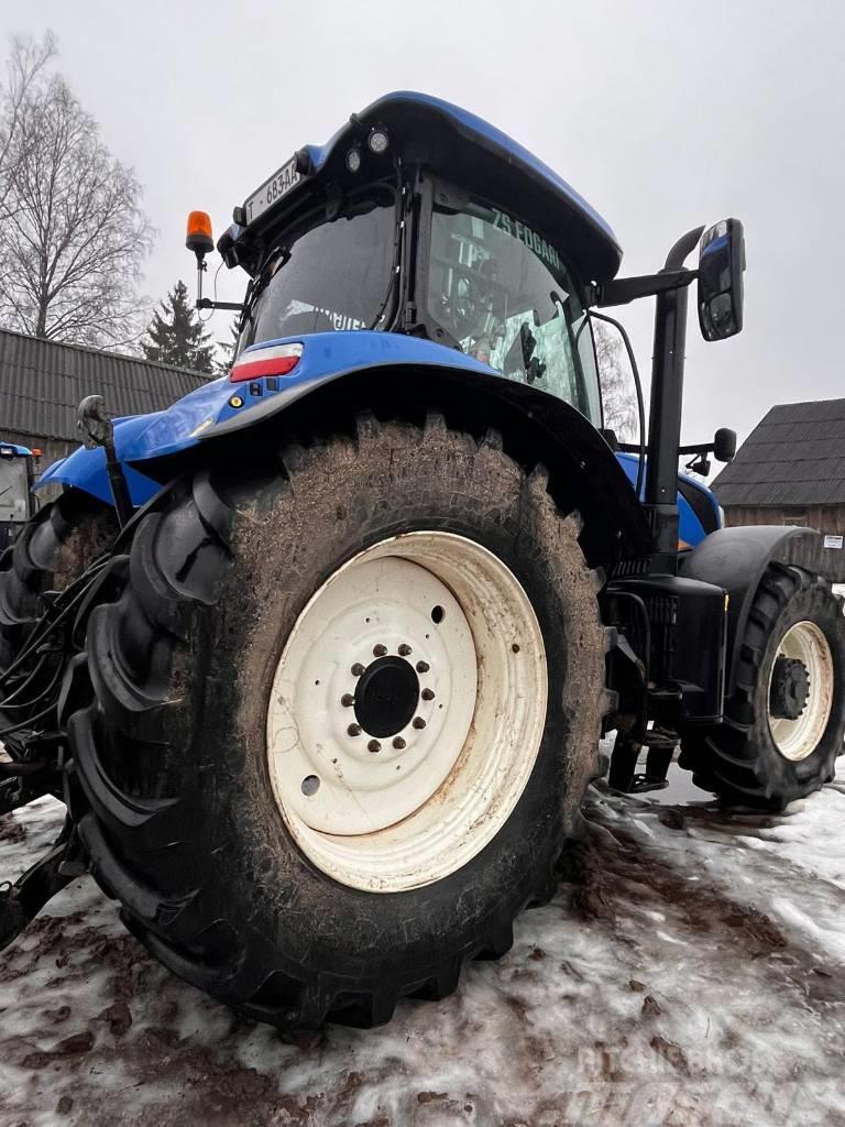 New Holland T 7.230 Traktorit