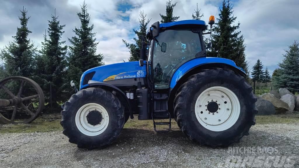 New Holland 7040 Traktorit