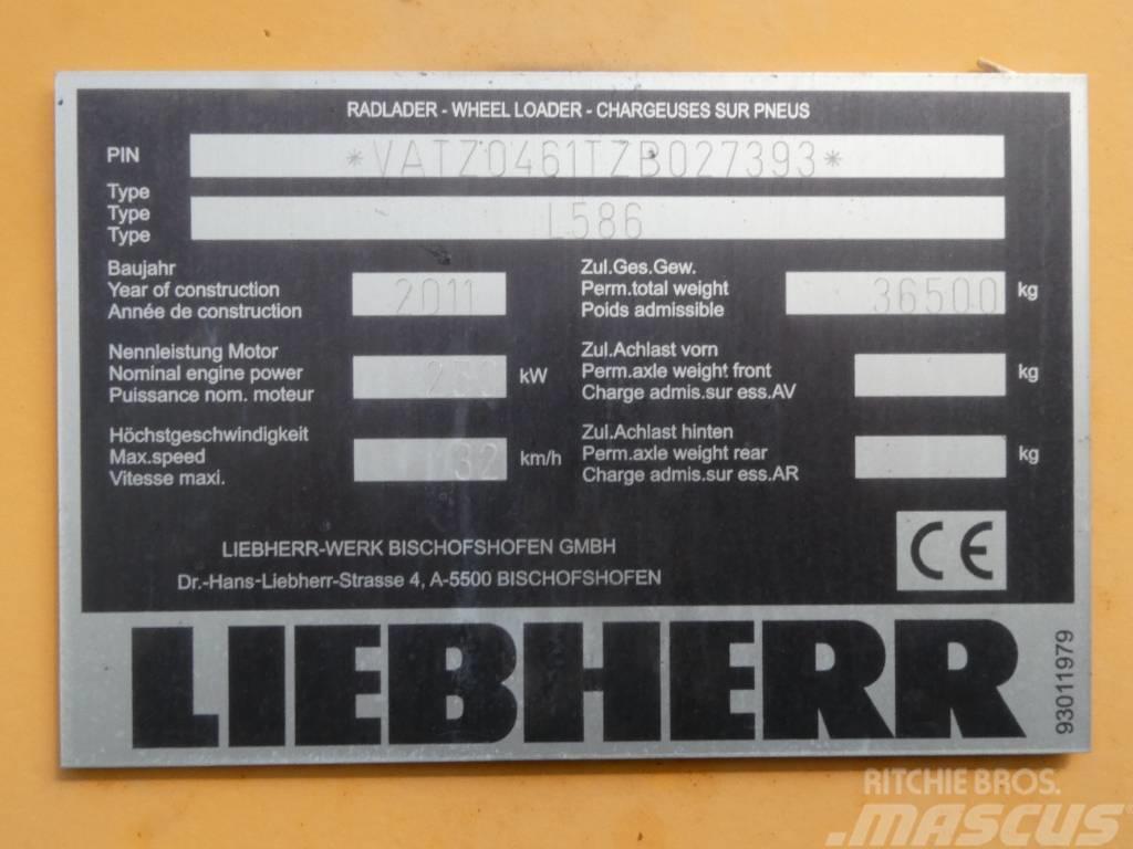 Liebherr L 586 2Plus2 Pyöräkuormaajat