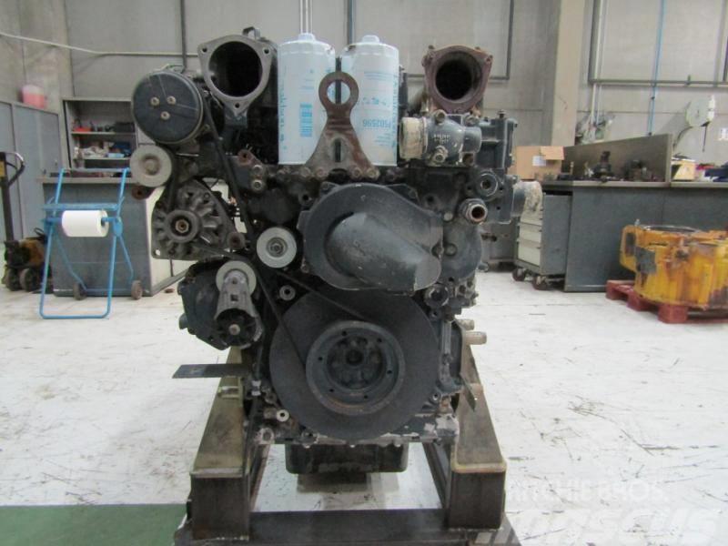 Liebherr R954C Litronic Motor D936L A6 Moottorit