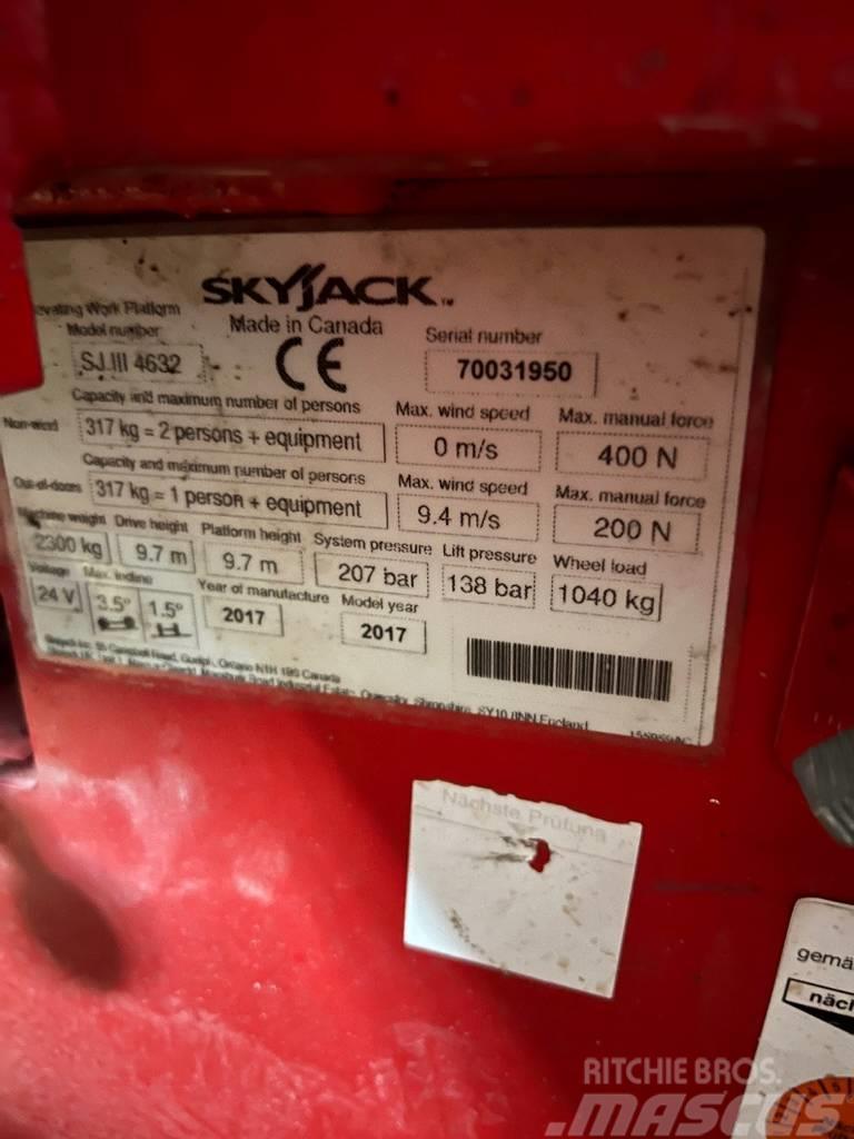 SkyJack SJ 4632 Saksilavat