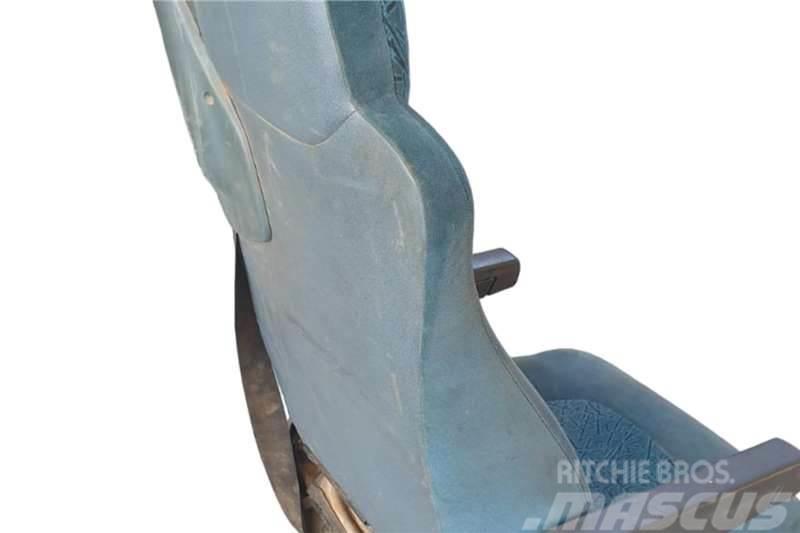 Seat with Safety Belt Muut kuorma-autot