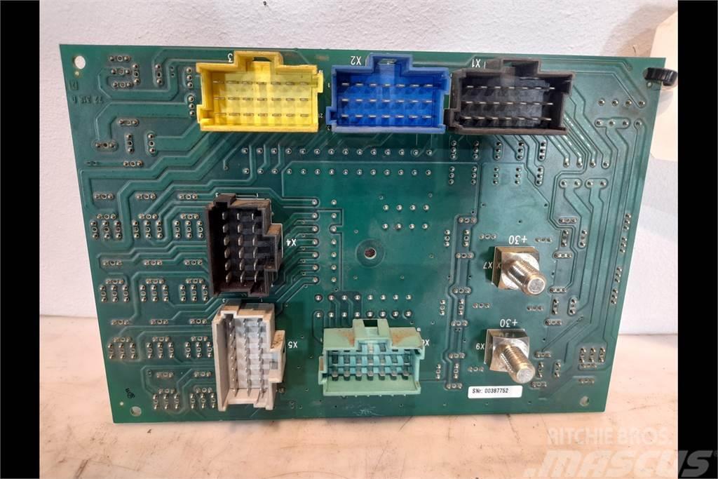 Valtra T202 Circuit Board Sähkö ja elektroniikka