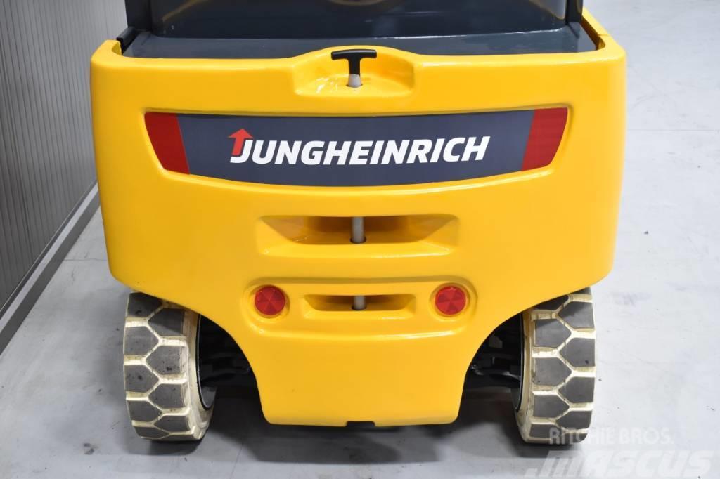 Jungheinrich EFG 320 Sähkötrukit