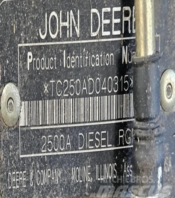 John Deere 2500 A Väyläleikkuri