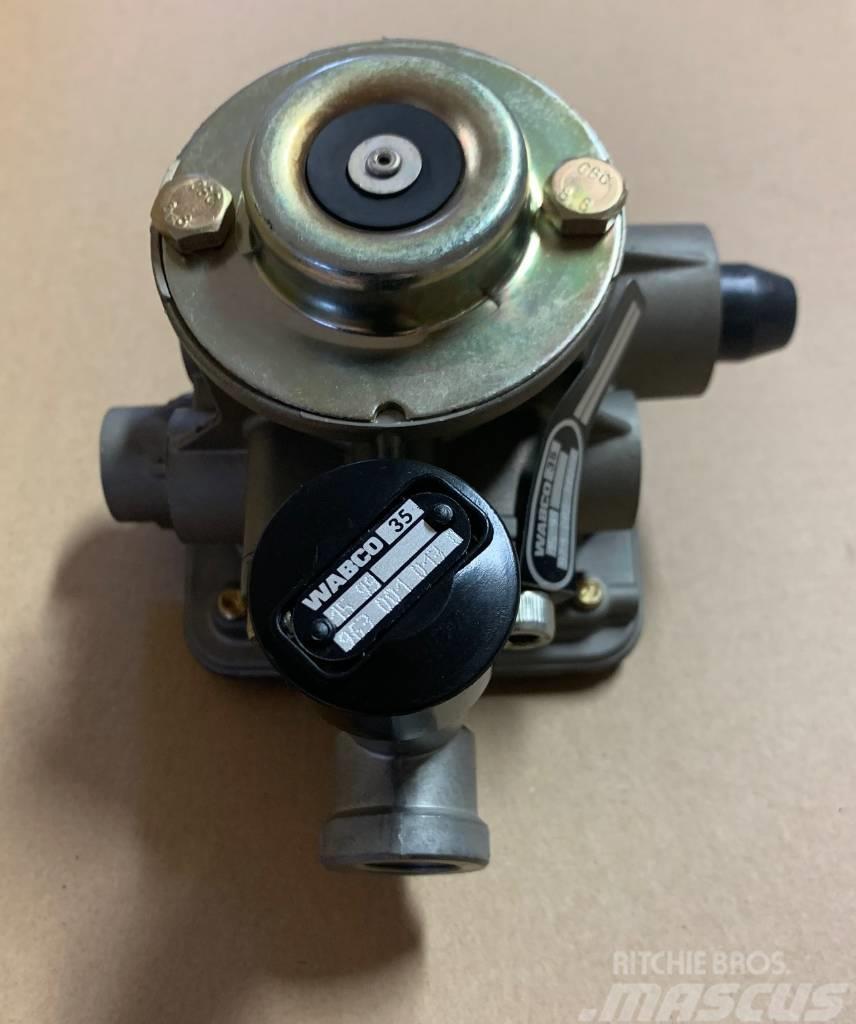 Deutz-Fahr Wabco valve VRR0535801, R0535801 Hydrauliikka