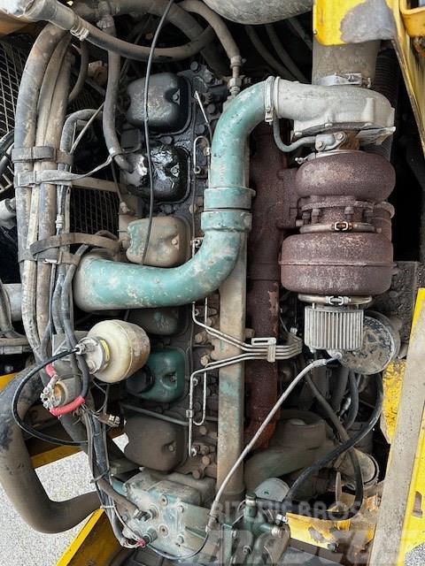 Volvo A 35 C PARSTS/CZĘŚCI  ENGINE TD 122 Moottorit