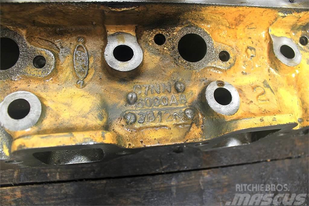 Ford 555 Cylinder head Moottorit