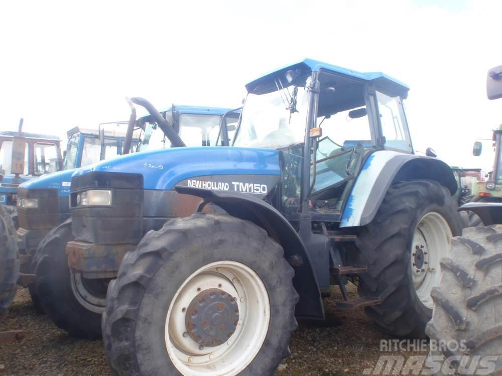 New Holland TM150 Traktorit
