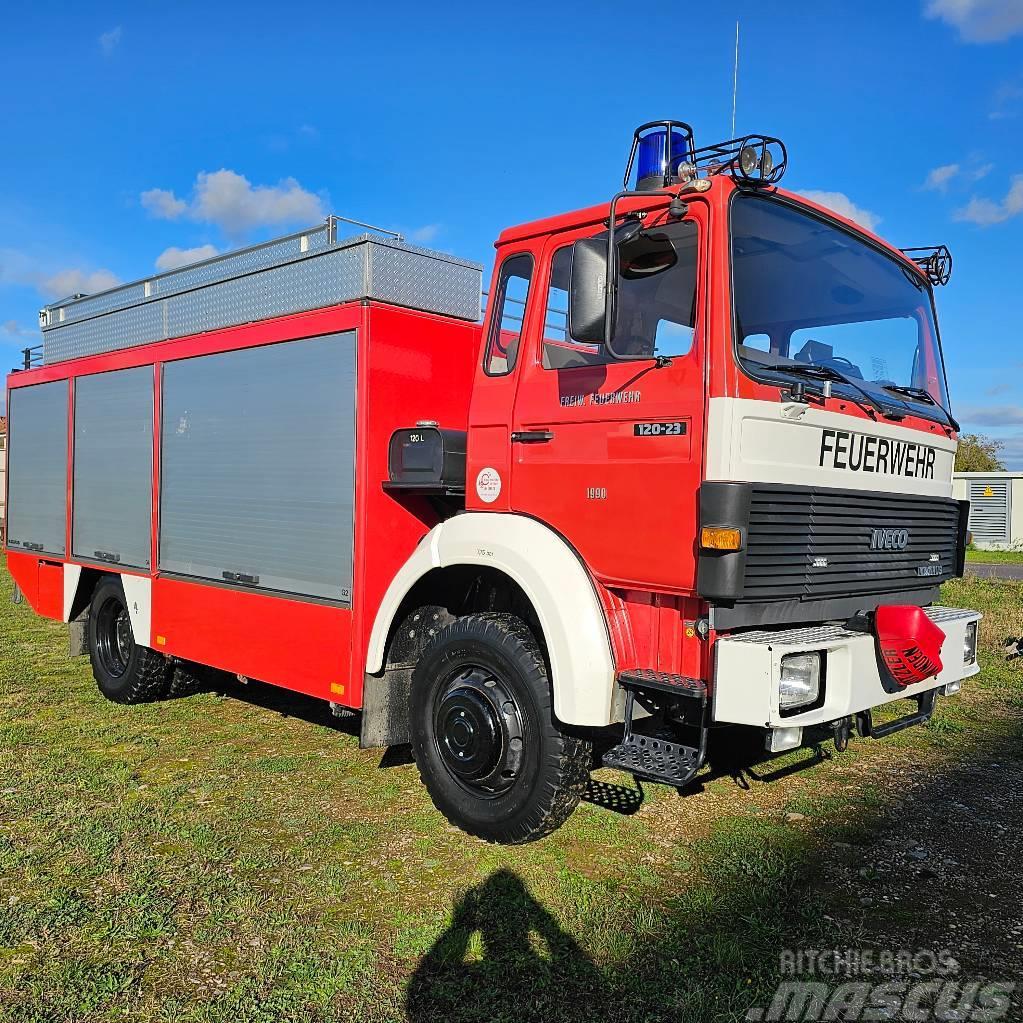 Iveco 120-23 RW2 Feuerwehr V8 4x4 Tienhoitoautot