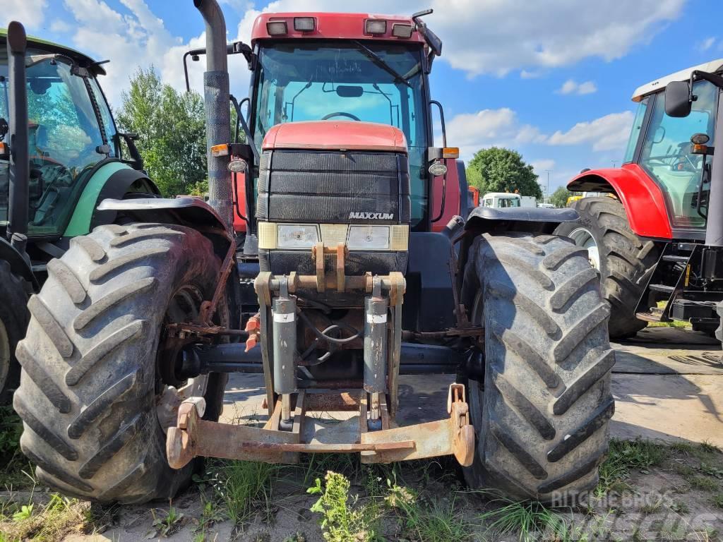 Case IH MX170 Traktorit