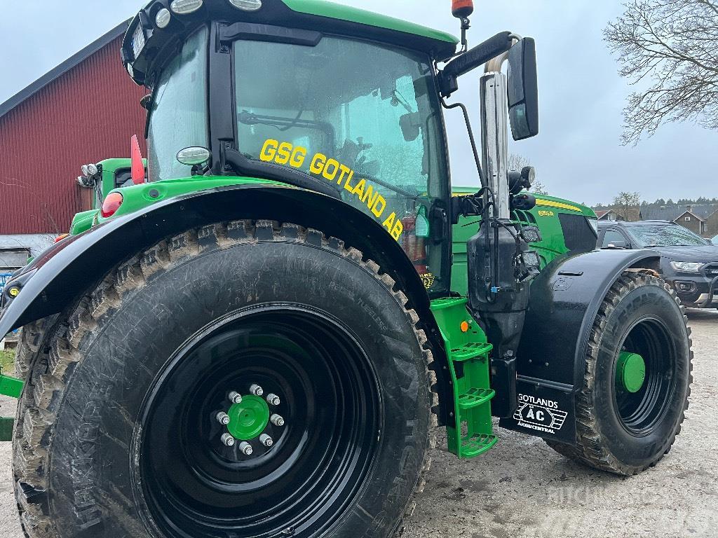 John Deere 6155R+LF+FPTO Traktorit
