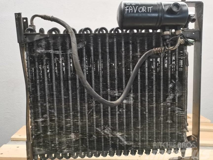 Fendt 824 Favorit {radiator conditioning Jäähdyttimet
