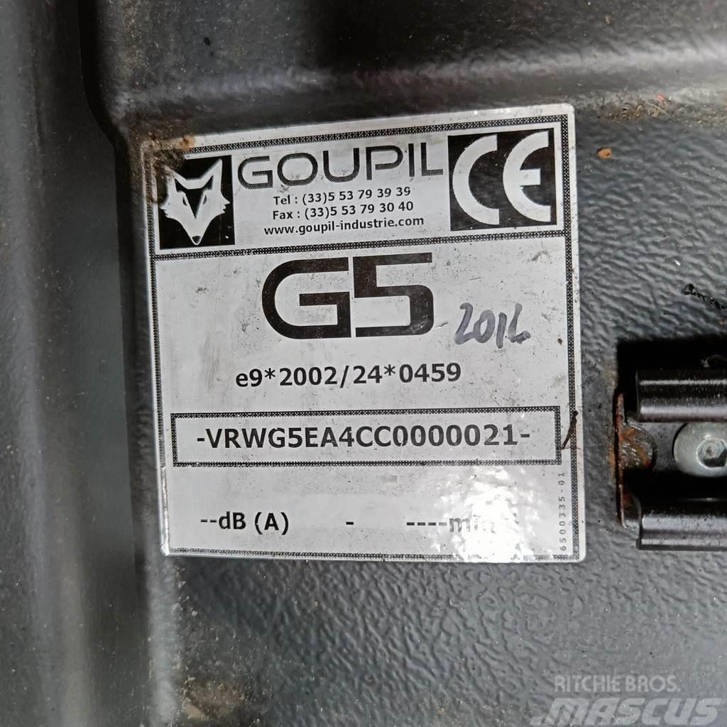 Goupil G5 Golfautot