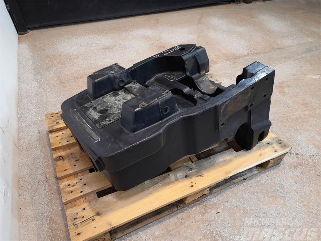 Case IH MXM155 Front axle support Alusta ja jousitus