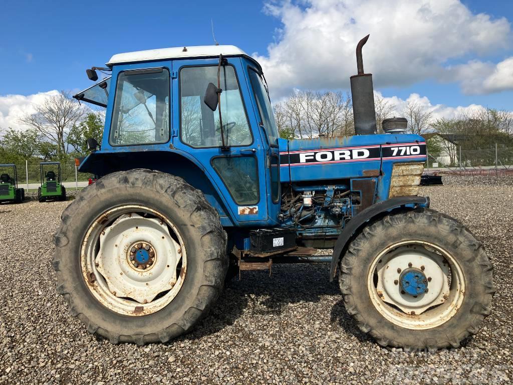 Ford 7710 Traktorit
