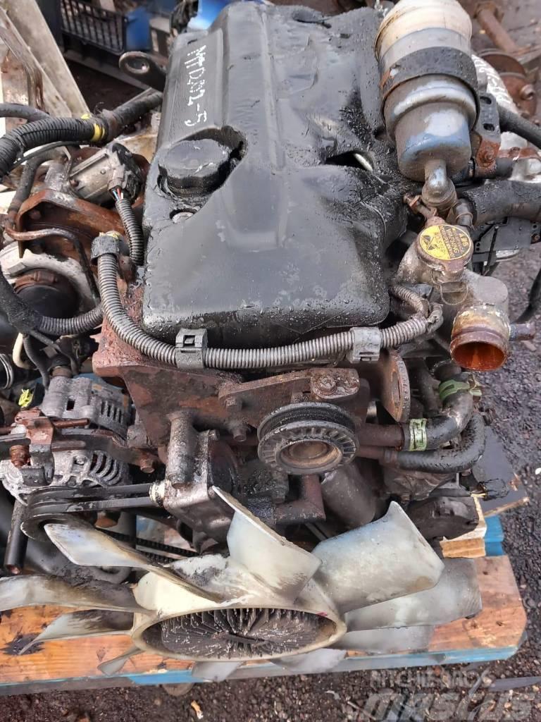 Mitsubishi Canter complete engine Moottorit