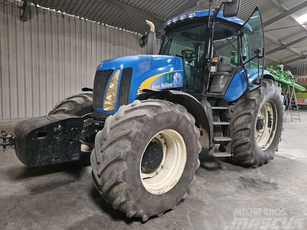 New Holland TG 210 Traktorit