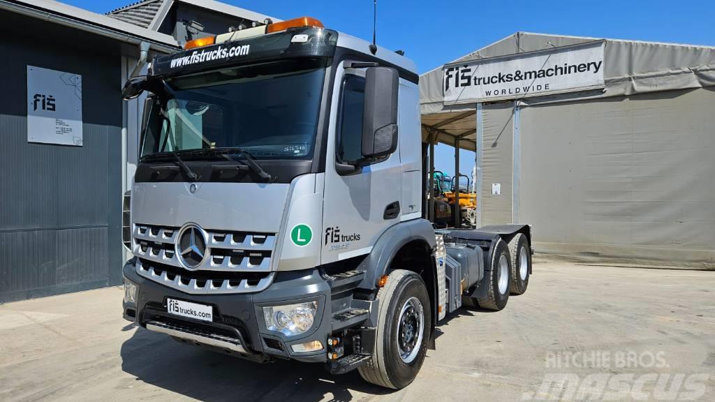 Mercedes-Benz AROCS 2843 6x4 chassis ready for tipper Kuorma-autoalustat