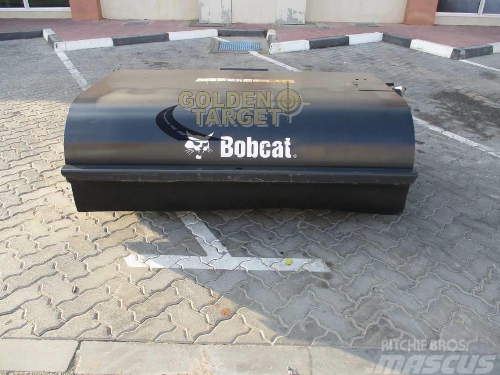 Bobcat 72 Sweeper Bucket Muut