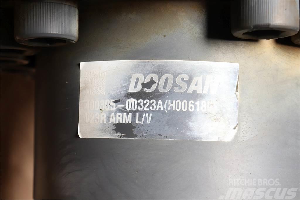 Doosan Daewoo DX235LCR-5 Hydraulic Cylinder Hydrauliikka