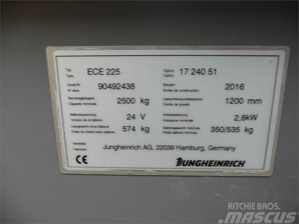 Jungheinrich ECE 225 2400x510mm Matalakeräilytrukit