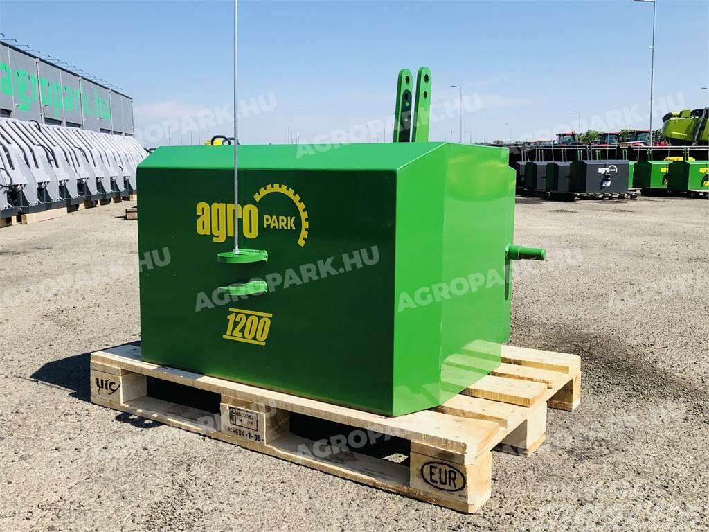 1200 kg front hitch weight, in green color Etupainot