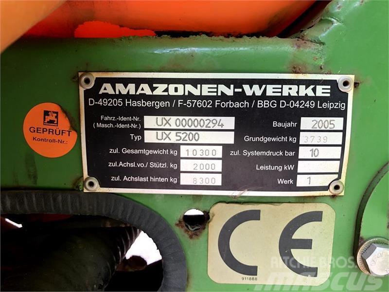 Amazone UX5200 24 meter med bom styring Hinattavat ruiskut