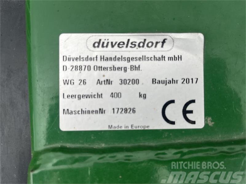 Düvelsdorf 2 M GRÆSMARKS-AFPUDSER Niittokoneet