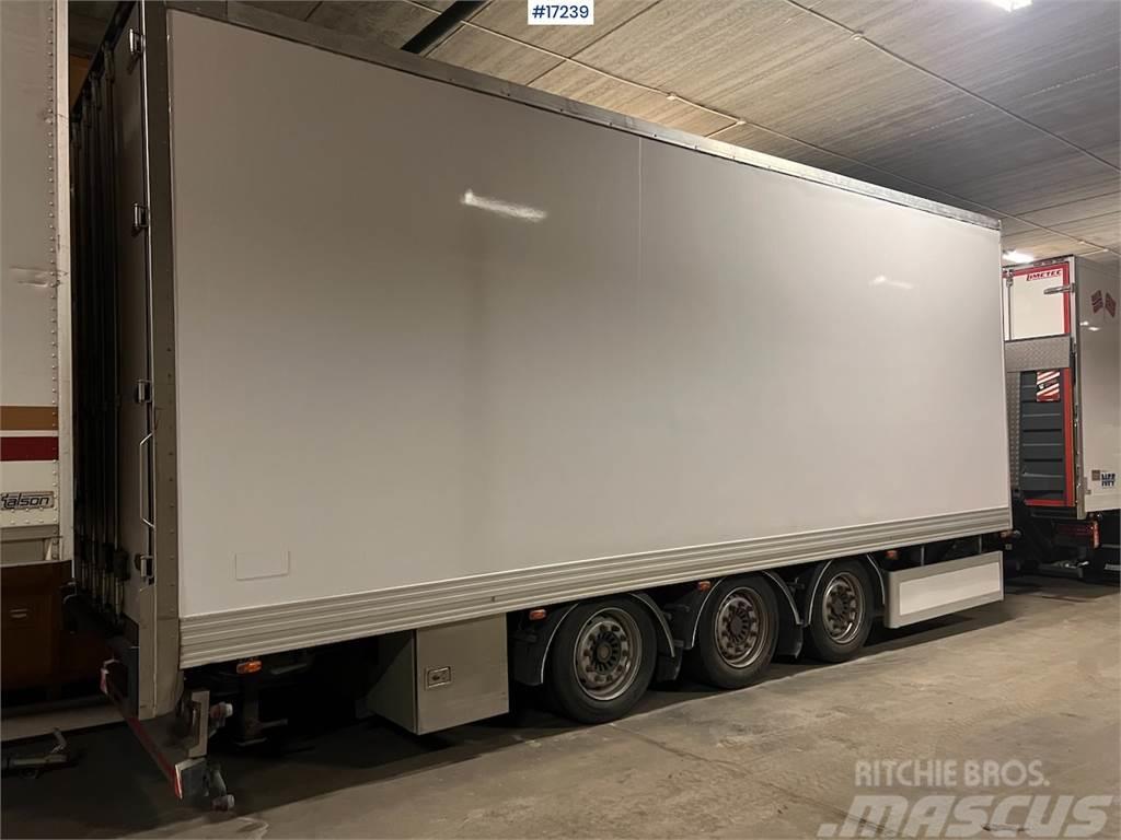 Limetec 3 axle cabinet trailer w/ full side opening Muut perävaunut