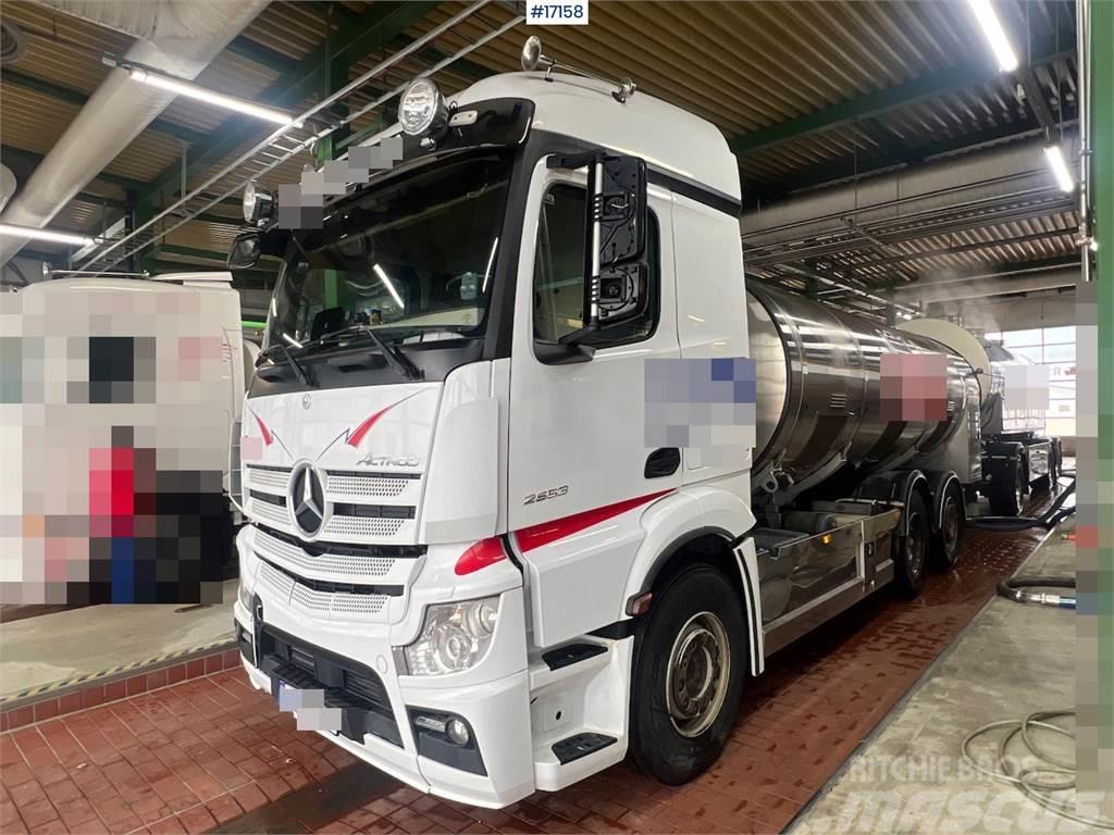 Mercedes-Benz Actros 2553 6x2 Chassis. WATCH VIDEO Kuorma-autoalustat