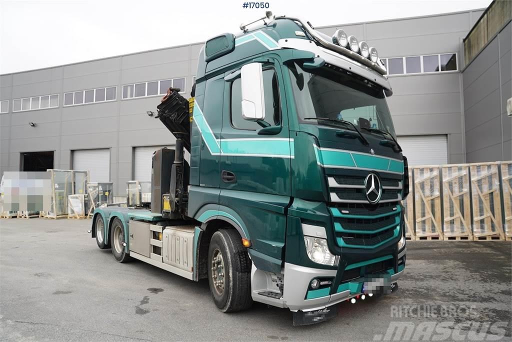 Mercedes-Benz Actros 2663 with 23t/m crane. Well equipped Nosturiautot