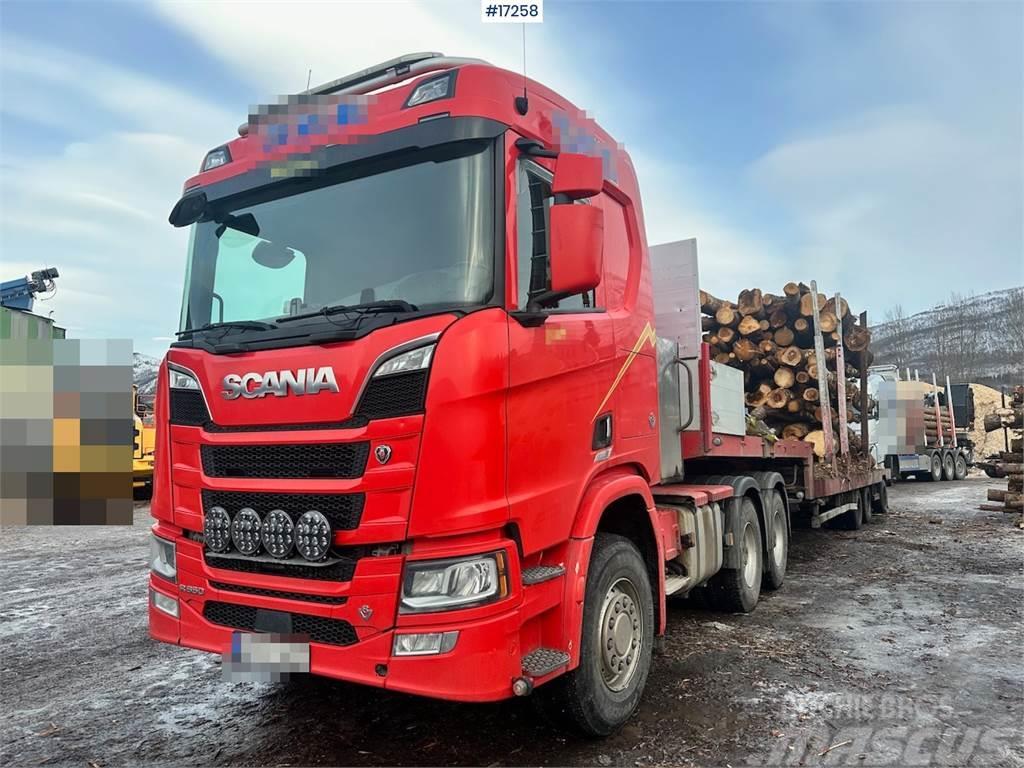 Scania R650 6x4 Tractor w/ Istrail Trailer. WATCH VIDEO Vetopöytäautot