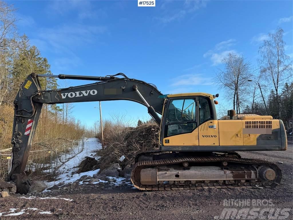 Volvo EC240CL Tracked excavator w/ bucket WATCH VIDEO Telakaivukoneet